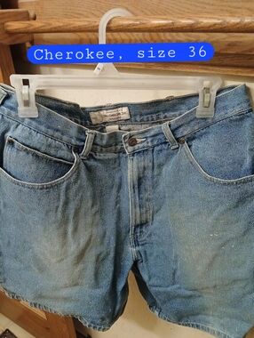 Cherokee Jean Shorts, Size 36
